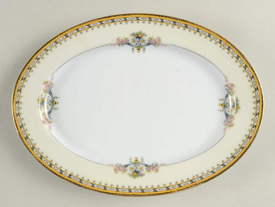 Hacienda 10" Oval Serving Platter by Noritake-1