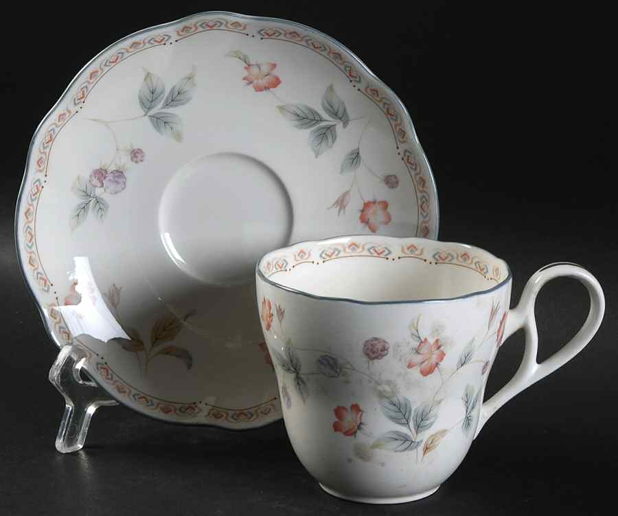 Harris Grove Flat Cup & Saucer Set by Noritake-1