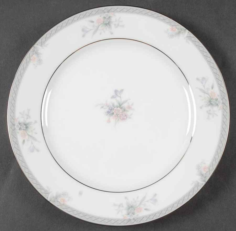 Hailey Salad Plate by Noritake-1