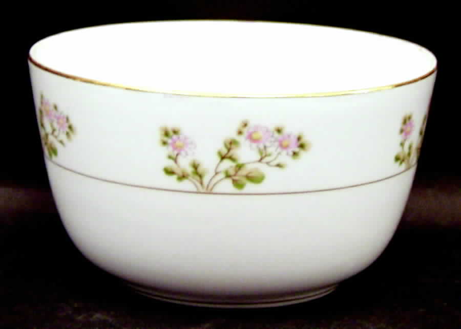 Hakone Cranberry Bowl by Noritake-1