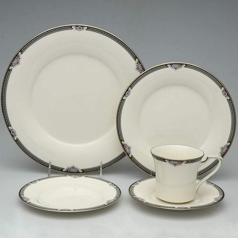 Halifax 40 Piece Estate Set by Noritake-1