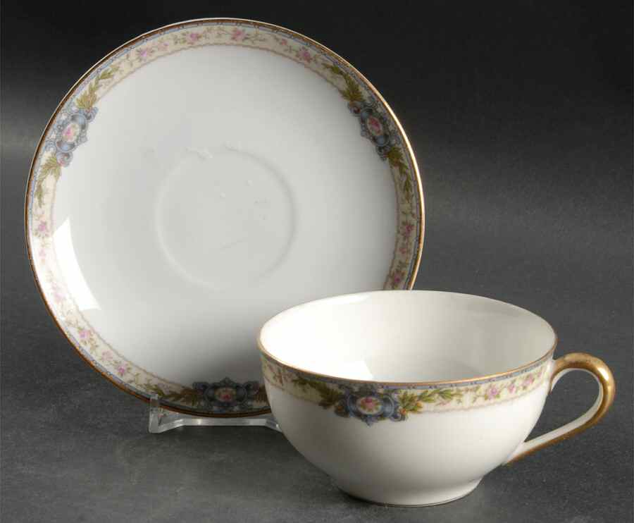 Hanover Flat Cup & Saucer Set by Noritake-1
