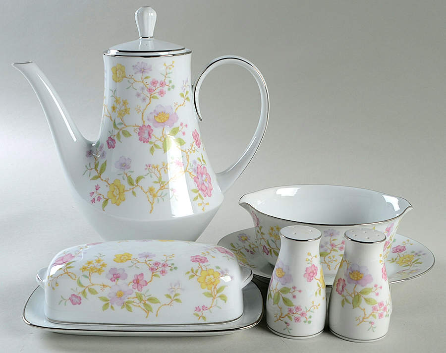 Harmony (Platinum Trim) Completer Set by Noritake-1