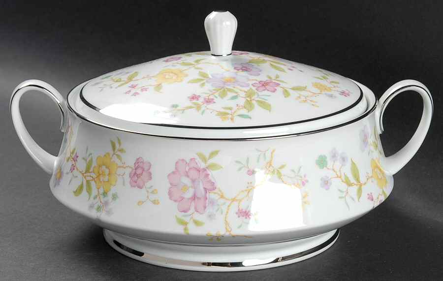 Harmony (Platinum Trim) Round Covered Vegetable by Noritake-1