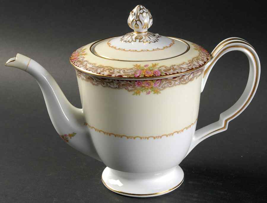 Harmony (Gold Trim) Teapot & Lid by Noritake-1