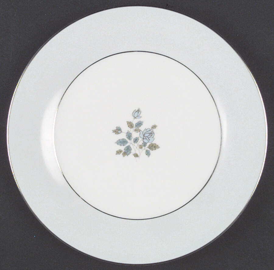 Harvard Rose Dinner Plate by Noritake-1