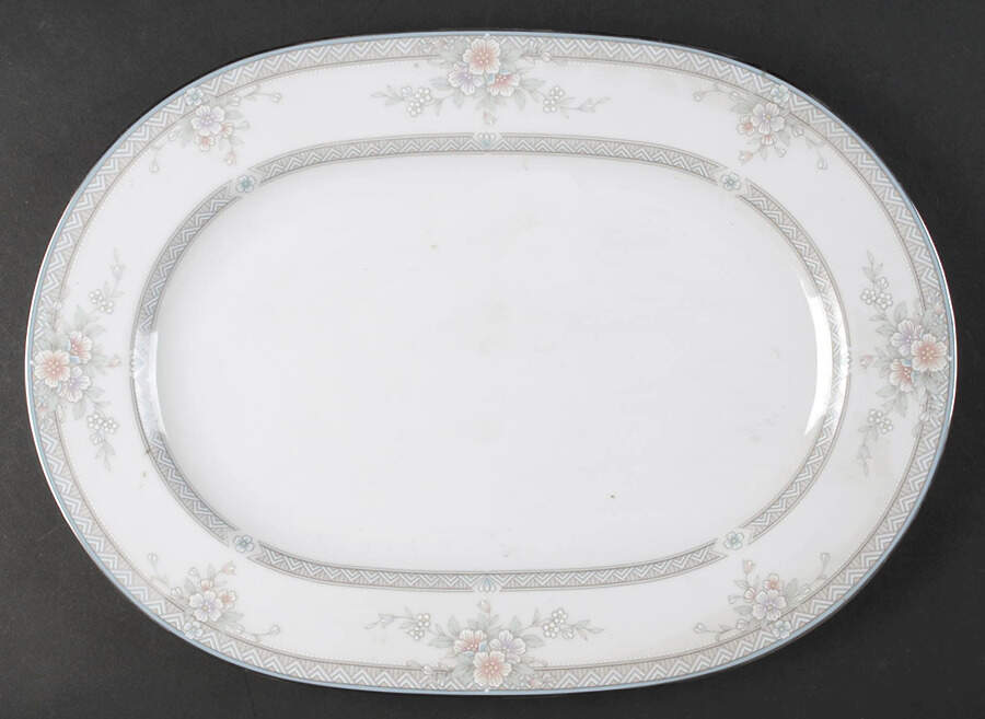 Hartley 16" Oval Serving Platter by Noritake-1