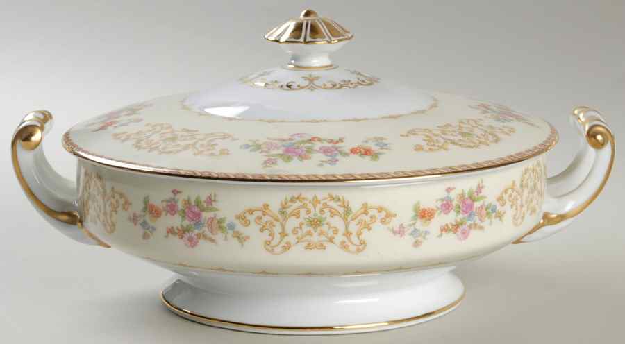 Hartsen Round Covered Vegetable by Noritake-1