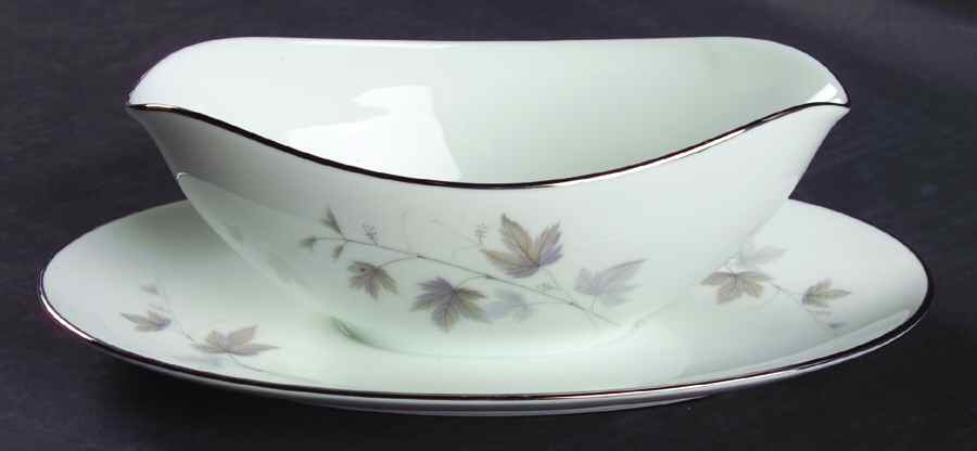Harwood Gravy Boat with Attached Underplate by Noritake-1