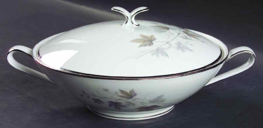 Harwood Round Covered Vegetable by Noritake-1