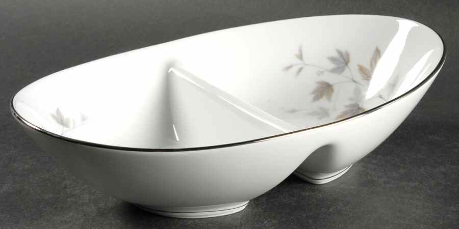 Harwood 10" Oval Divided Vegetable Bowl by Noritake-1