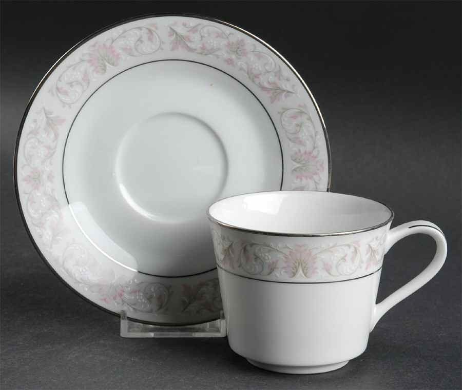 Harwyn Footed Cup & Saucer Set by Noritake-1