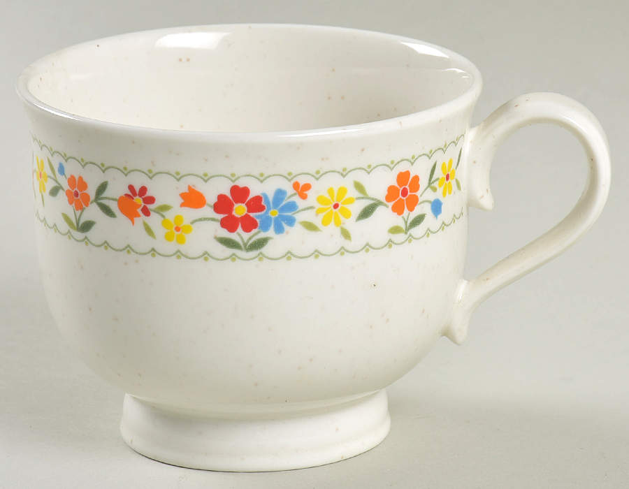 Happy Talk Footed Cup by Noritake-1