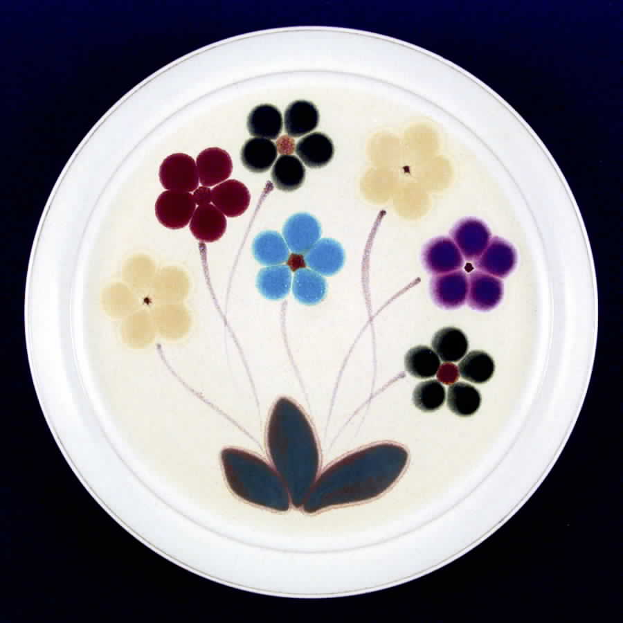 Happy Time Dinner Plate by Noritake-1