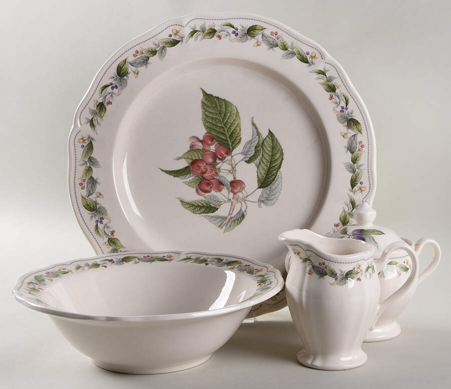 Harvest Treasure 5 Piece Hostess Set by Noritake-1