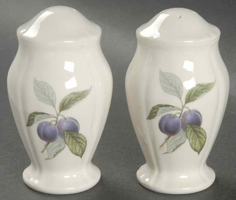 Harvest Treasure Salt & Pepper Set by Noritake-1