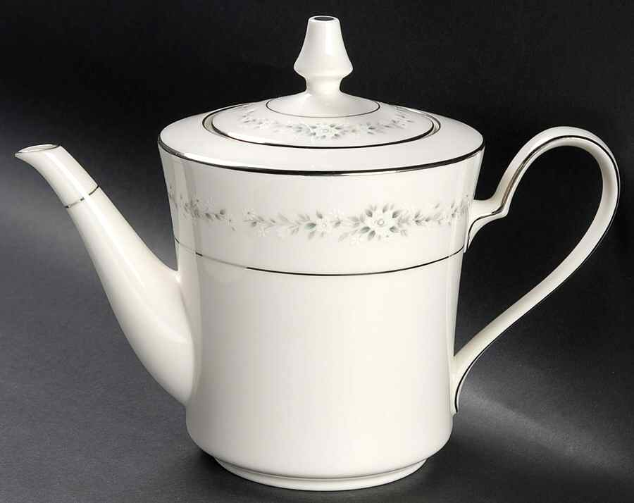 Heather Teapot & Lid by Noritake-1