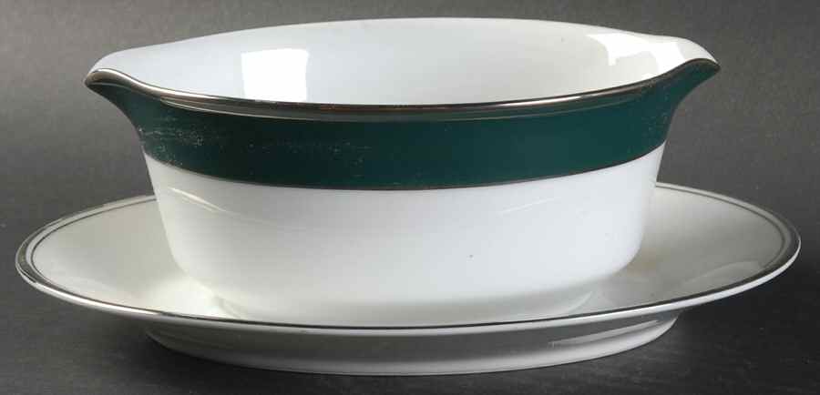 Heidelberg Gravy Boat with Attached Underplate by Noritake-1