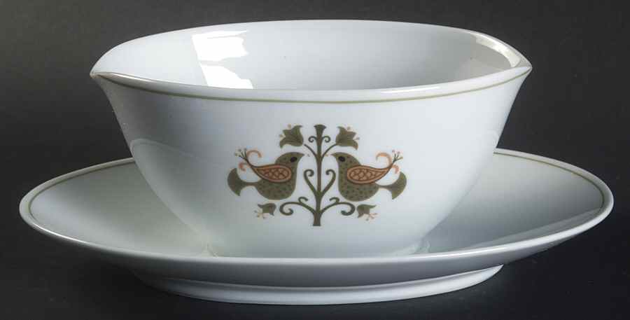 Hermitage Gravy Boat with Attached Underplate by Noritake-1