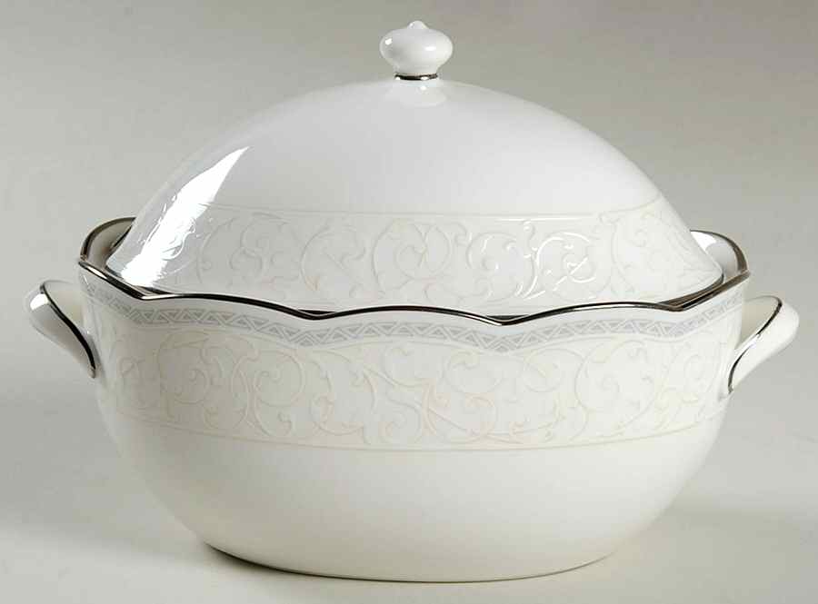 Hermitage Gravy Boat & Lid by Noritake-1