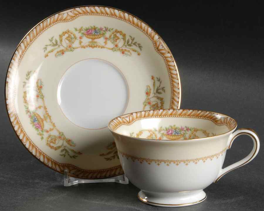 Hermosa Footed Cup & Saucer Set by Noritake-1