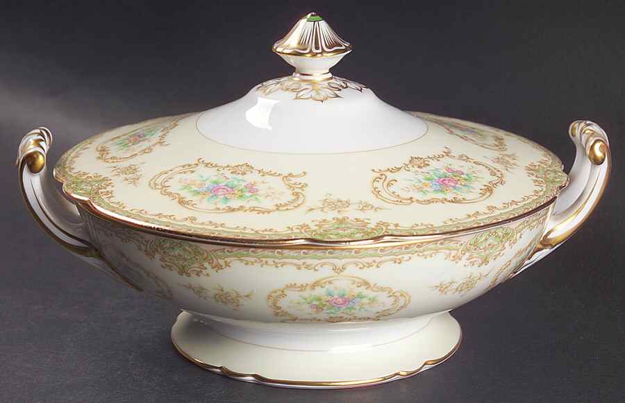 Hertha Round Covered Vegetable by Noritake-1