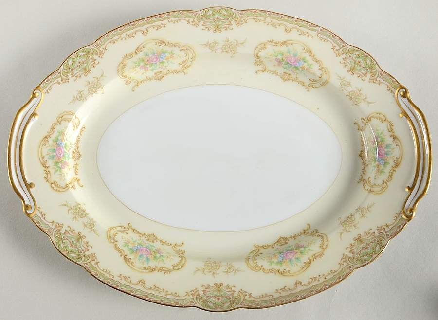 Hertha 11" Oval Serving Platter by Noritake-1