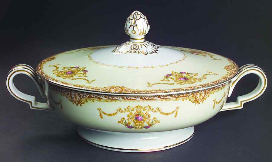 Hibiscus Round Covered Vegetable by Noritake-1