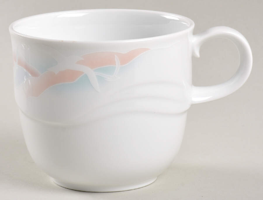 High Fliers Flat Cup by Noritake-1