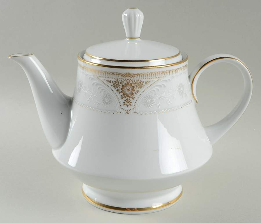 Highclere Teapot & Lid by Noritake-1