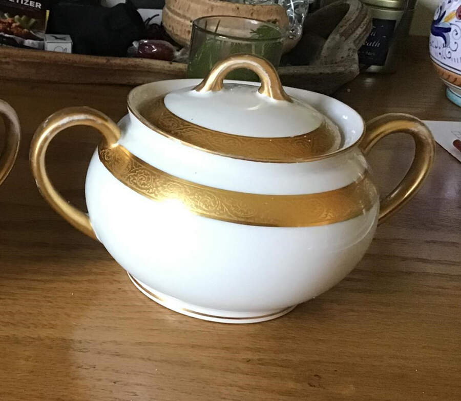 Hillcrust Sugar Bowl & Lid by Noritake-1