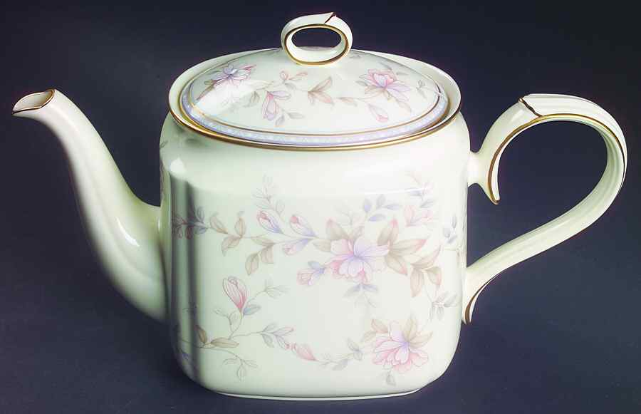 Highland Park Teapot & Lid by Noritake-1