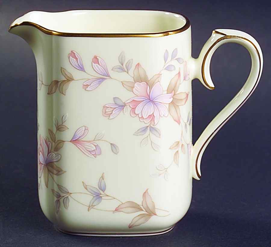 Highland Park Creamer by Noritake-1