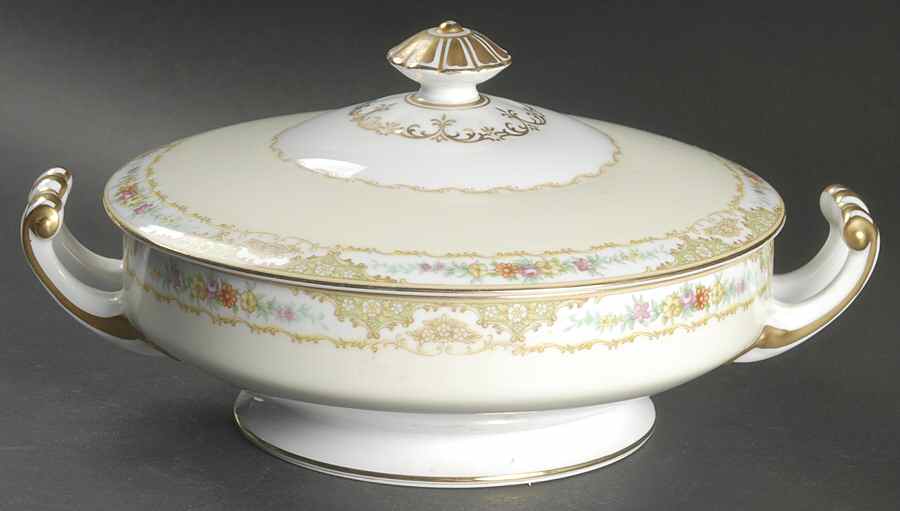 Hobbema Round Covered Vegetable by Noritake-1
