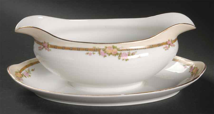 Hollywood Gravy Boat with Attached Underplate by Noritake-1
