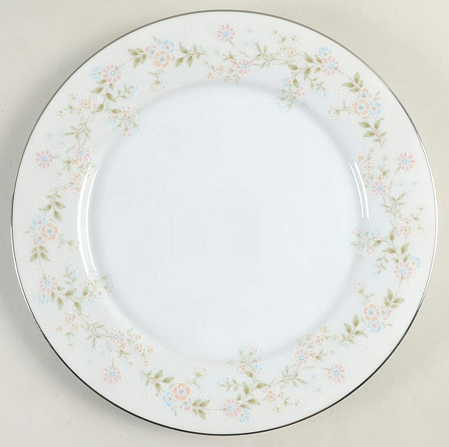 Holbrook (Platinum) Dinner Plate by Noritake-1