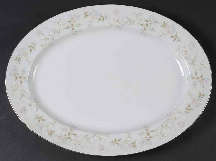 Holbrook (Platinum) 13" Oval Serving Platter by Noritake-1