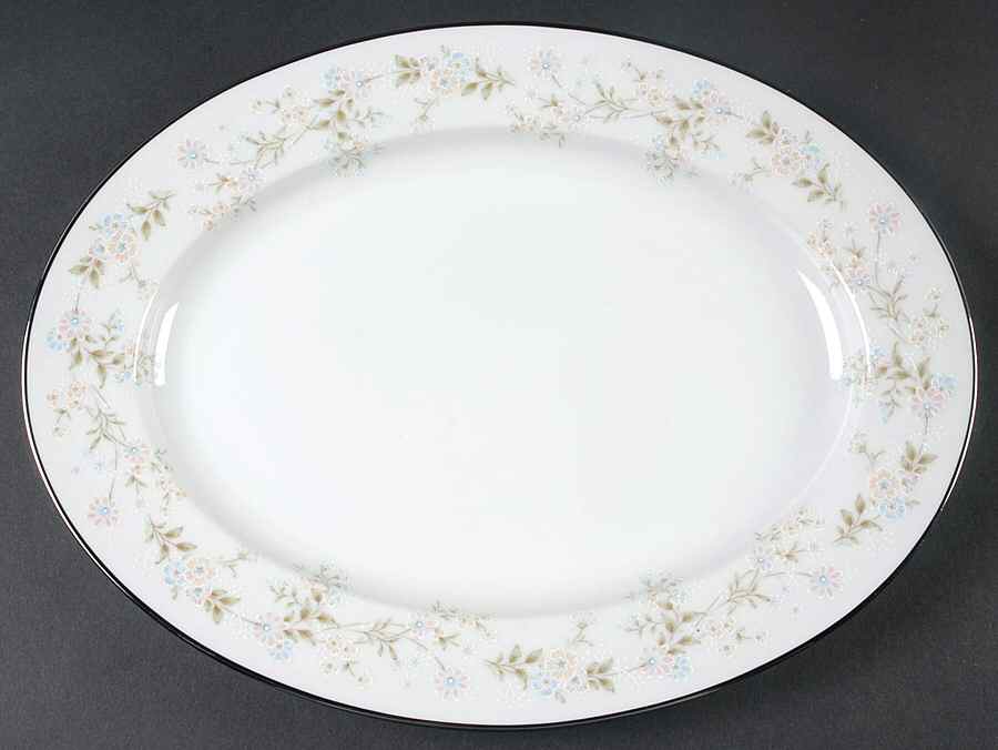 Holbrook (Platinum) 11" Oval Serving Platter by Noritake-1