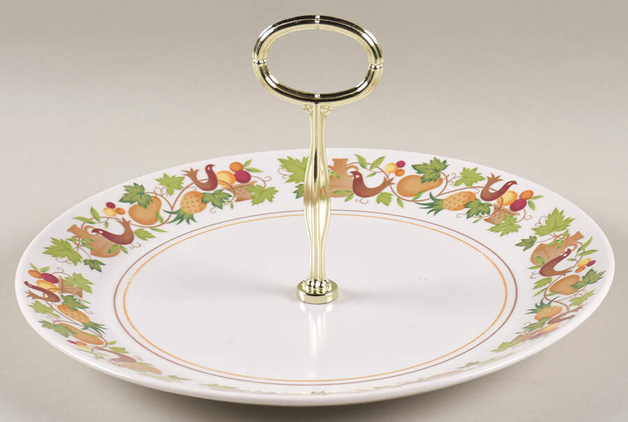 Homecoming Round Serving Plate with Center Handle (Dp) Hc by Noritake-1