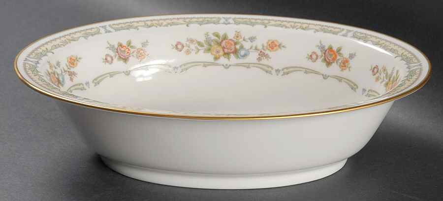 Homage 10" Oval Vegetable Bowl by Noritake-1