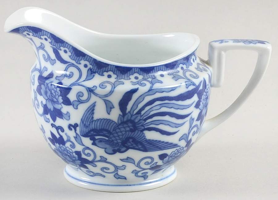Howo Creamer by Noritake-1