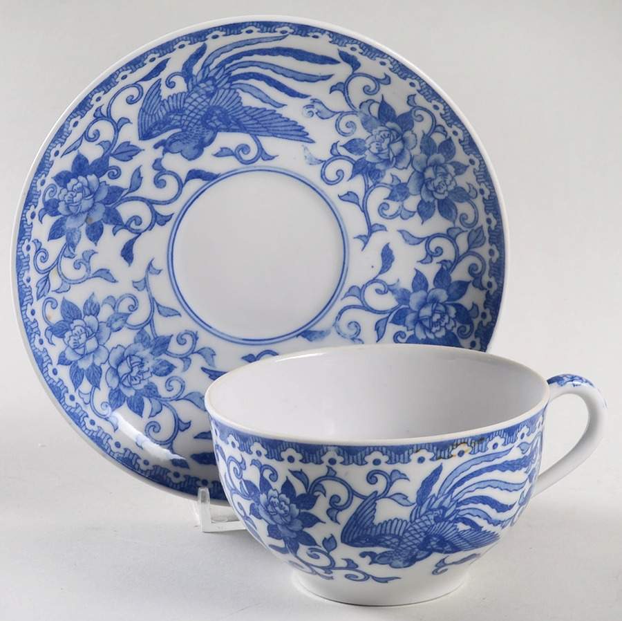 Howo Flat Cup & Saucer Set by Noritake-1