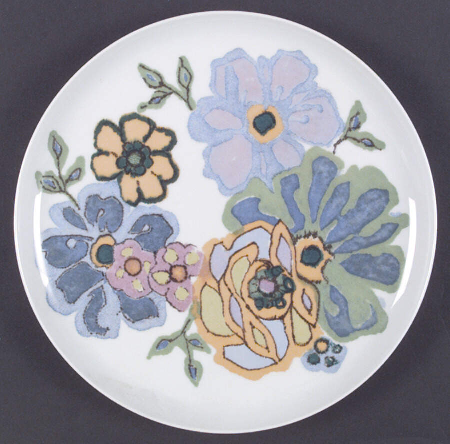 Hula Dinner Plate by Noritake-1