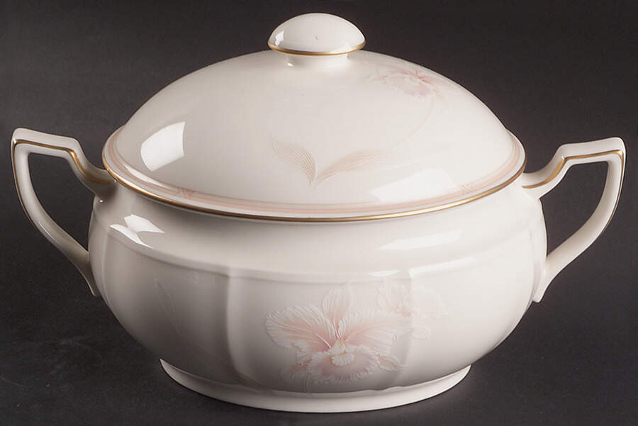 Imperial Blossom Oval Covered Vegetable by Noritake-1