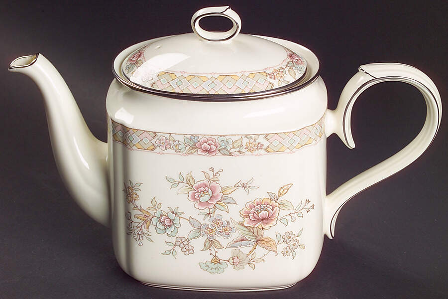 Imperial Garden Teapot & Lid by Noritake-1