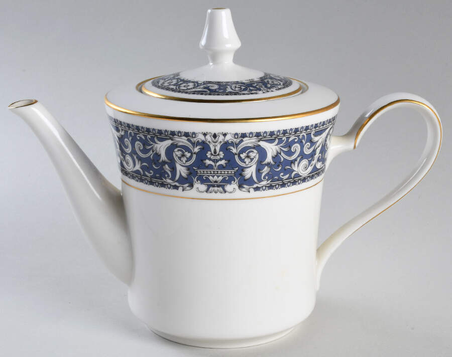 Inglewood Teapot & Lid by Noritake-1