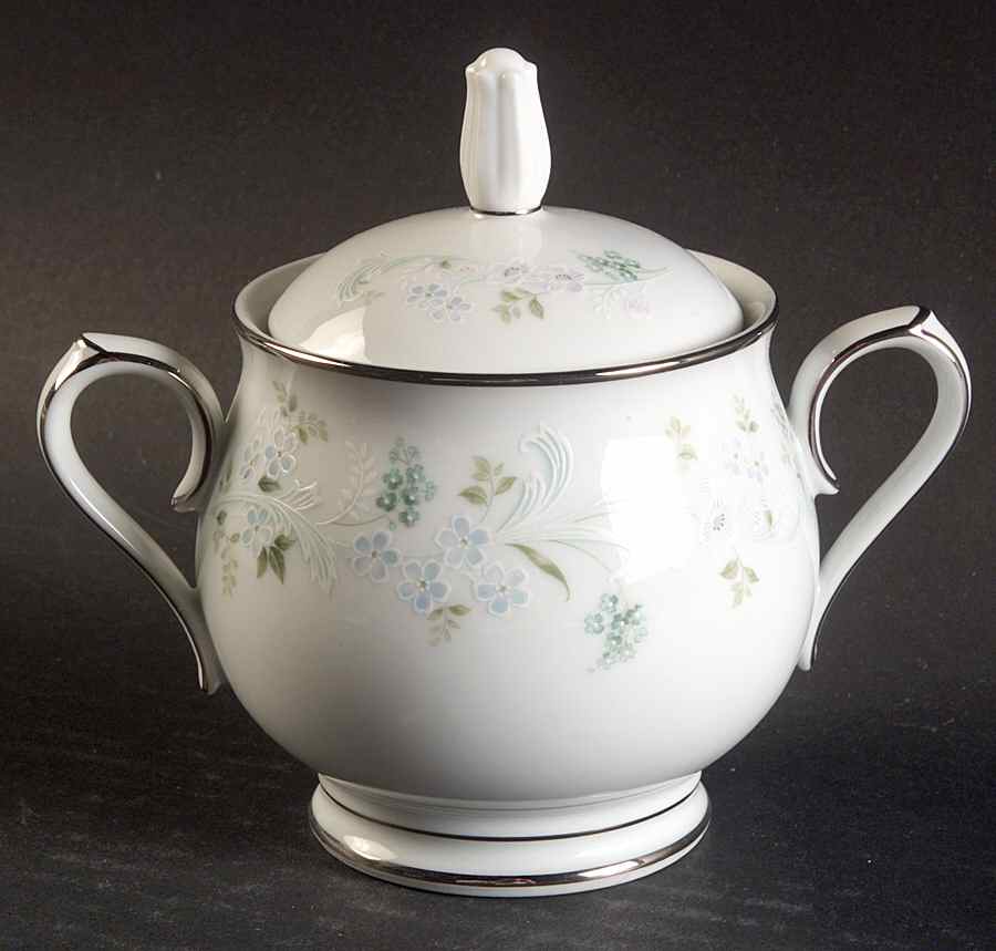 Inspire Sugar Bowl & Lid by Noritake-1