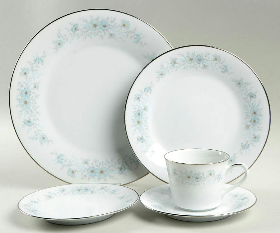 Inverness 5 Piece Place Setting by Noritake-1