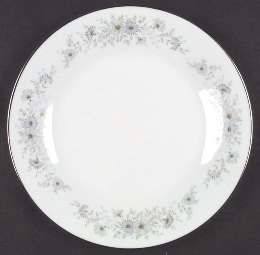 Inverness Dinner Plate by Noritake-1