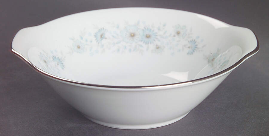 Inverness Lugged Cereal Bowl by Noritake-1